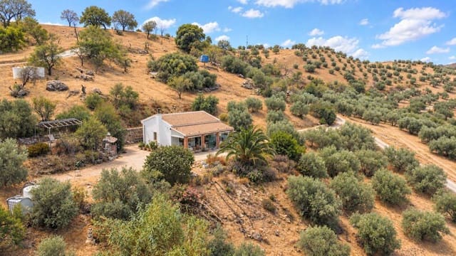 2 Zimmer Villa zu verkaufen in Alora mit Pool Garage - 250.000 € (Ref: 10130626)