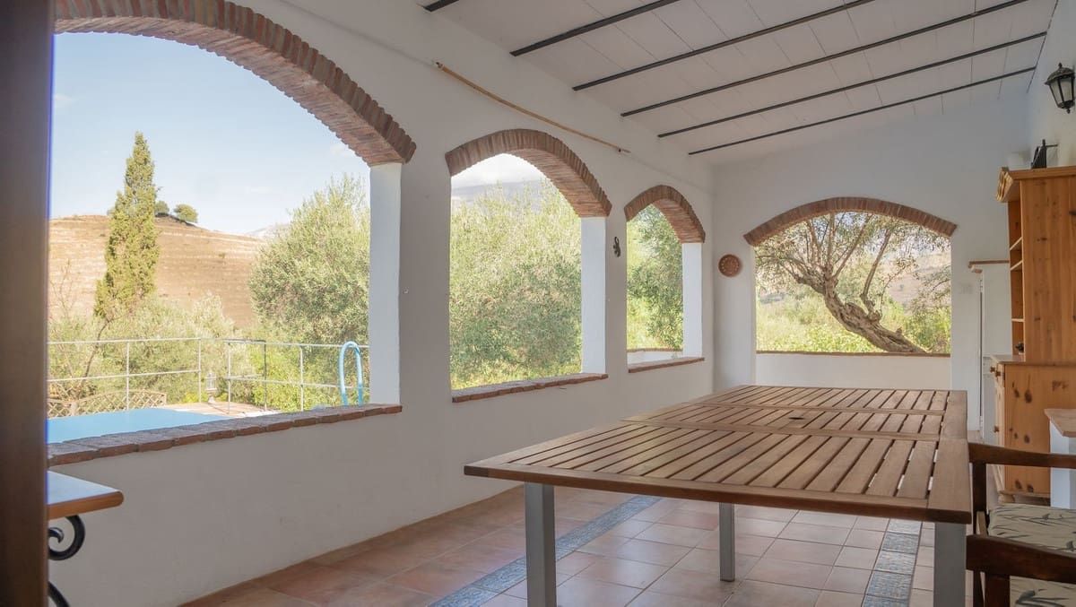 3 soverom Villa til salgs i Alora med svømmebasseng garasje - € 349 000 (Ref: 10153116)