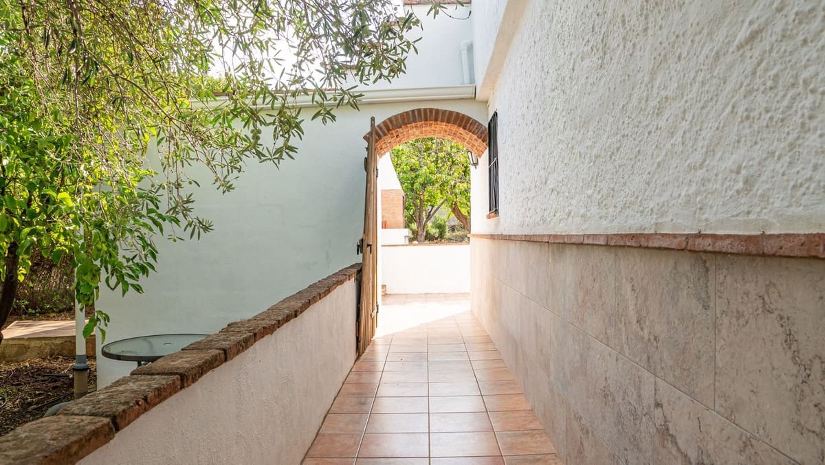 3 soverom Villa til salgs i Alora med svømmebasseng garasje - € 349 000 (Ref: 10153116)