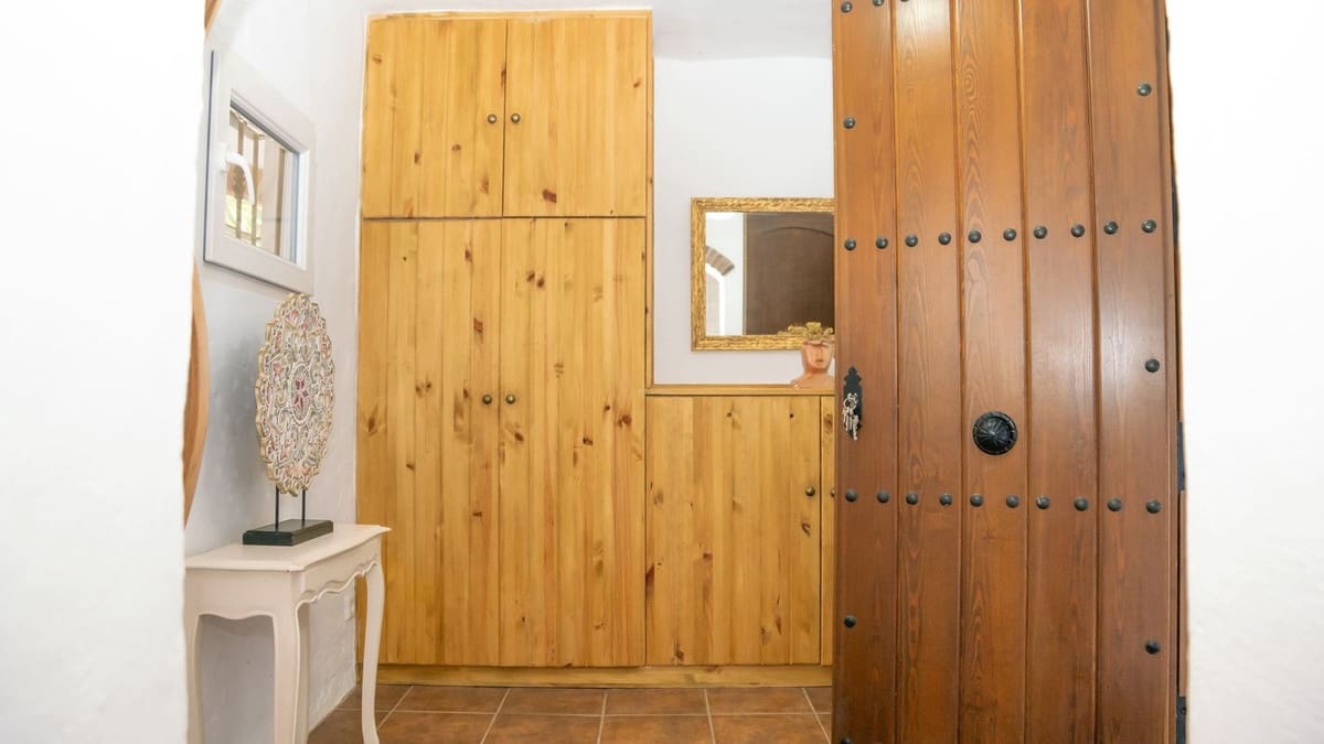 3 soverom Villa til salgs i Alora med svømmebasseng garasje - € 349 000 (Ref: 10153116)