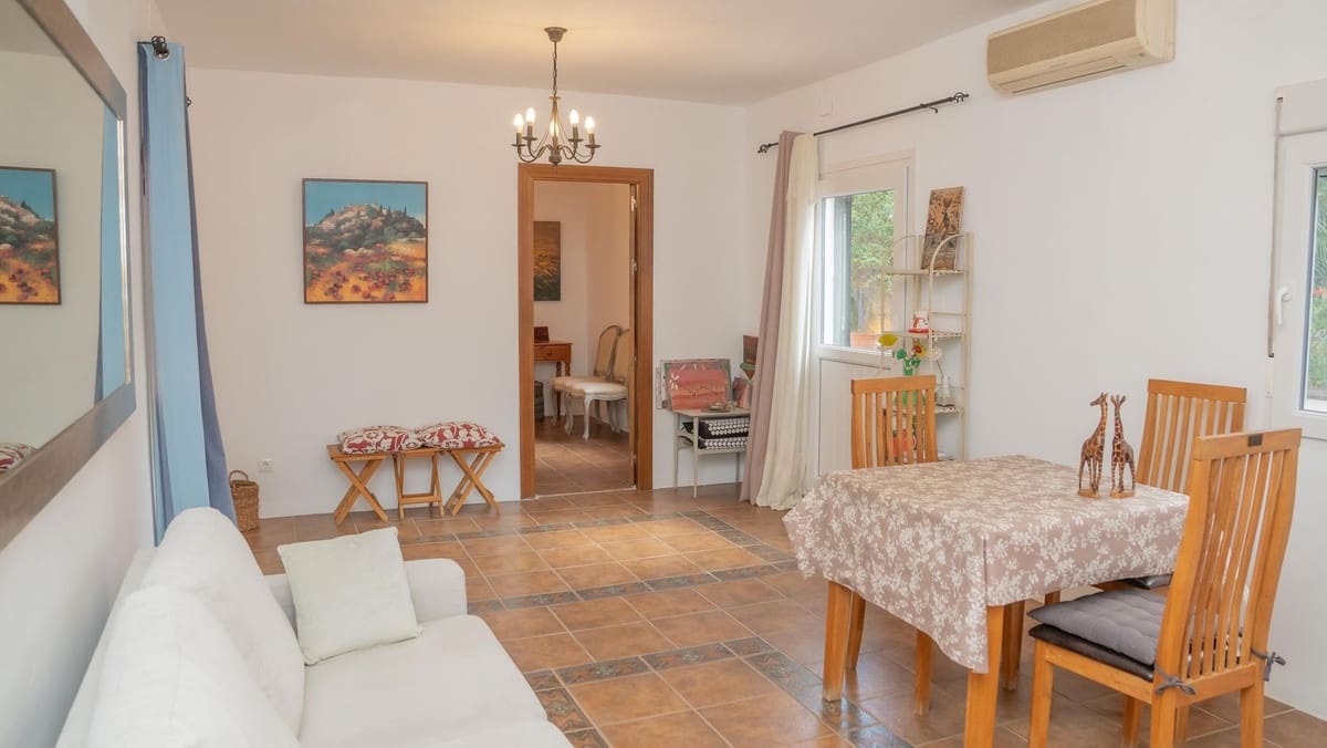 3 soverom Villa til salgs i Alora med svømmebasseng garasje - € 349 000 (Ref: 10153116)