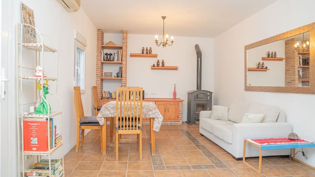 3 soverom Villa til salgs i Alora med svømmebasseng garasje - € 349 000 (Ref: 10153116)