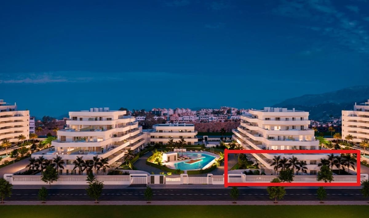 2 soverom Leilighet til salgs i Torre del Mar med svømmebasseng garasje - € 495 000 (Ref: 10153212)