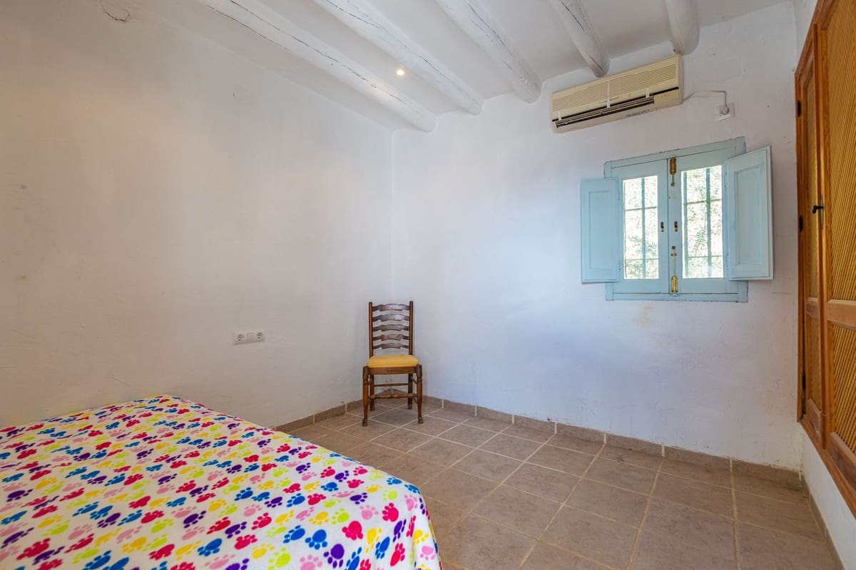 6 Zimmer Villa zu verkaufen in Iznajar mit Pool Garage - 469.000 € (Ref: 10153682)