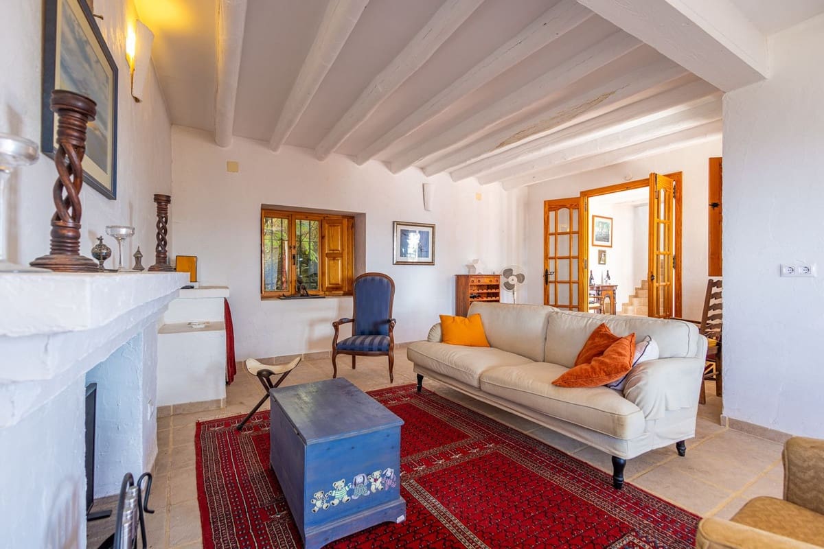 6 Zimmer Villa zu verkaufen in Iznajar mit Pool Garage - 469.000 € (Ref: 10153682)