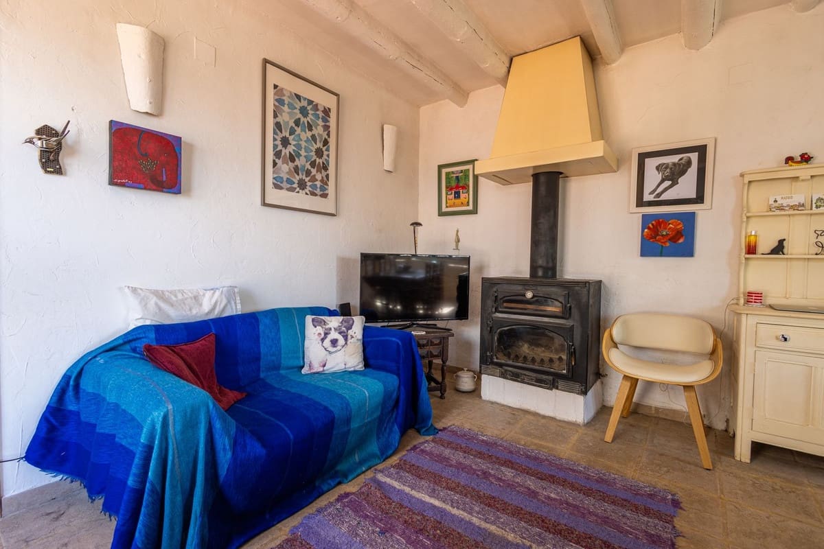 6 Zimmer Villa zu verkaufen in Iznajar mit Pool Garage - 469.000 € (Ref: 10153682)