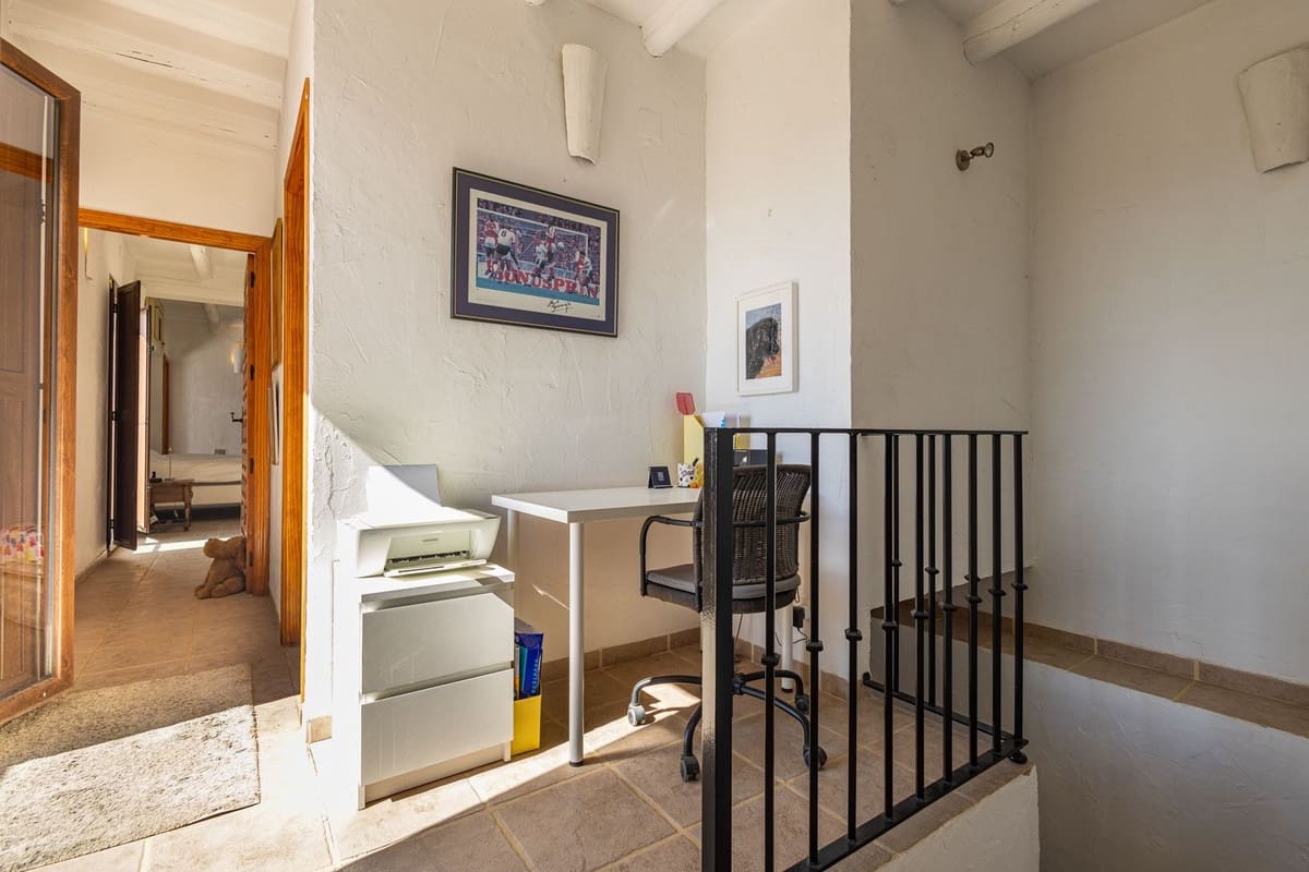 6 Zimmer Villa zu verkaufen in Iznajar mit Pool Garage - 469.000 € (Ref: 10153682)