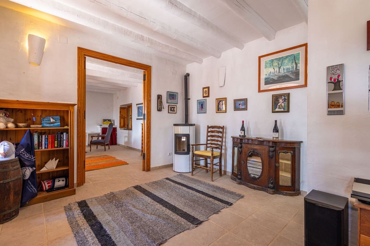 6 Zimmer Villa zu verkaufen in Iznajar mit Pool Garage - 469.000 € (Ref: 10153682)