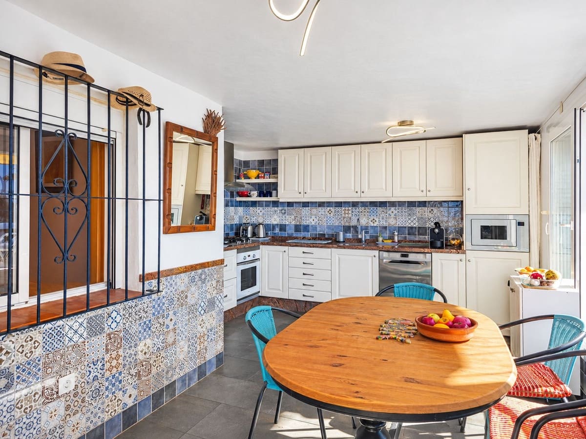 3 camera da letto Villa in vendita in Competa con piscina garage - 590.000 € (Rif: 10158699)