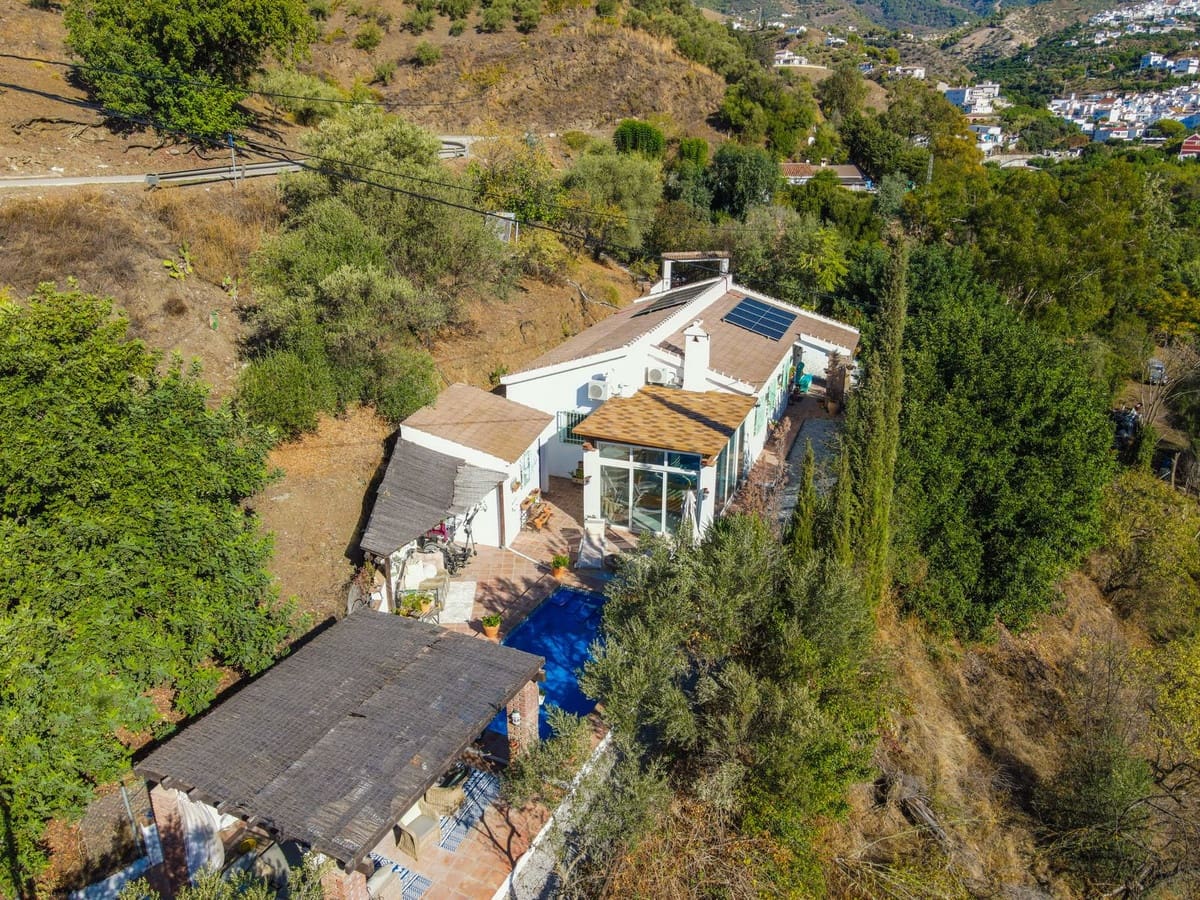 3 soverom Finca/Herregård til salgs i Archez med svømmebasseng garasje - € 375 000 (Ref: 10158768)