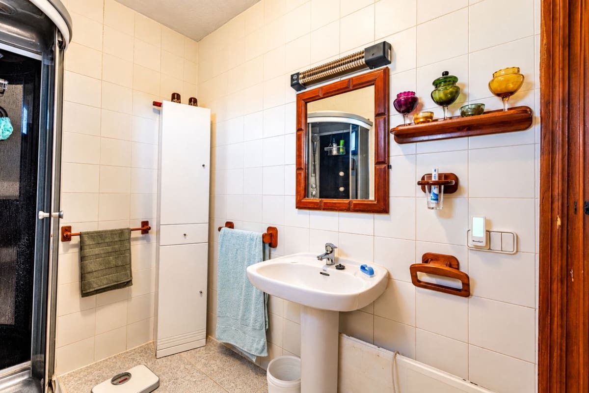 2 bedroom Villa for sale in Competa with pool - € 349,000 (Ref: 10158769)