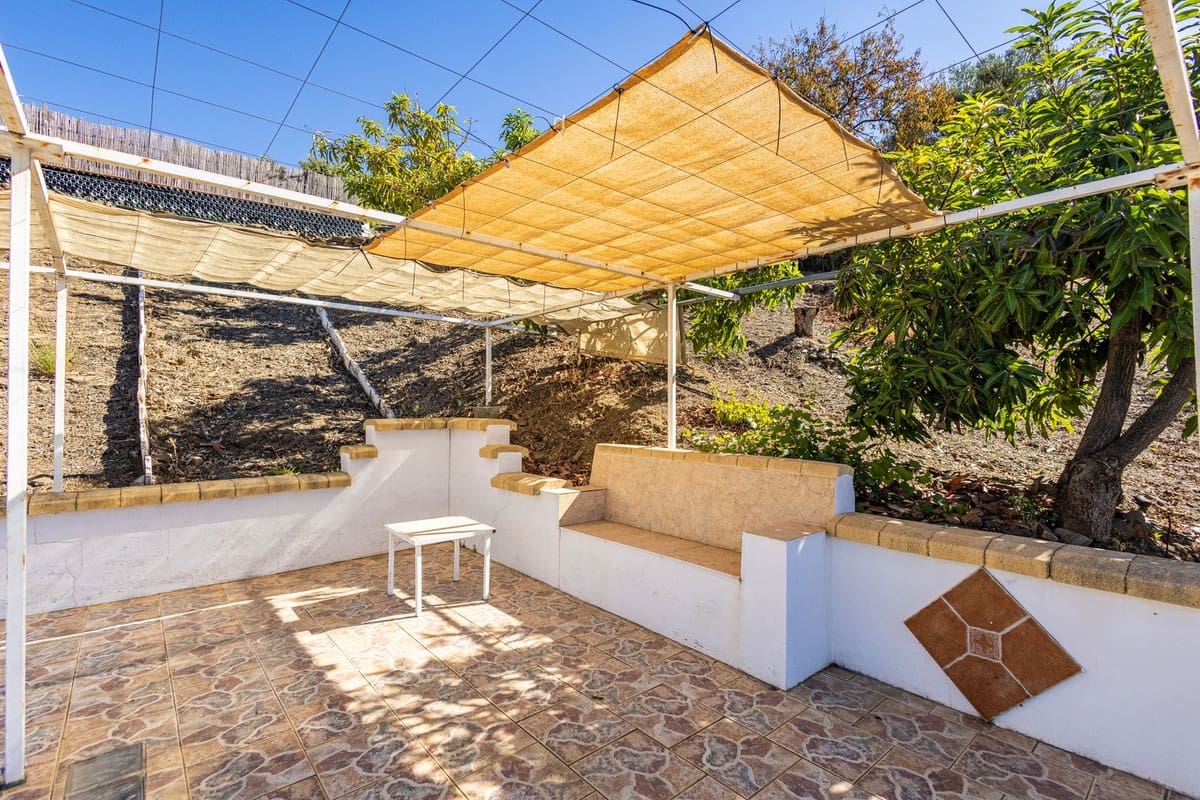 2 bedroom Villa for sale in Competa with pool - € 349,000 (Ref: 10158769)