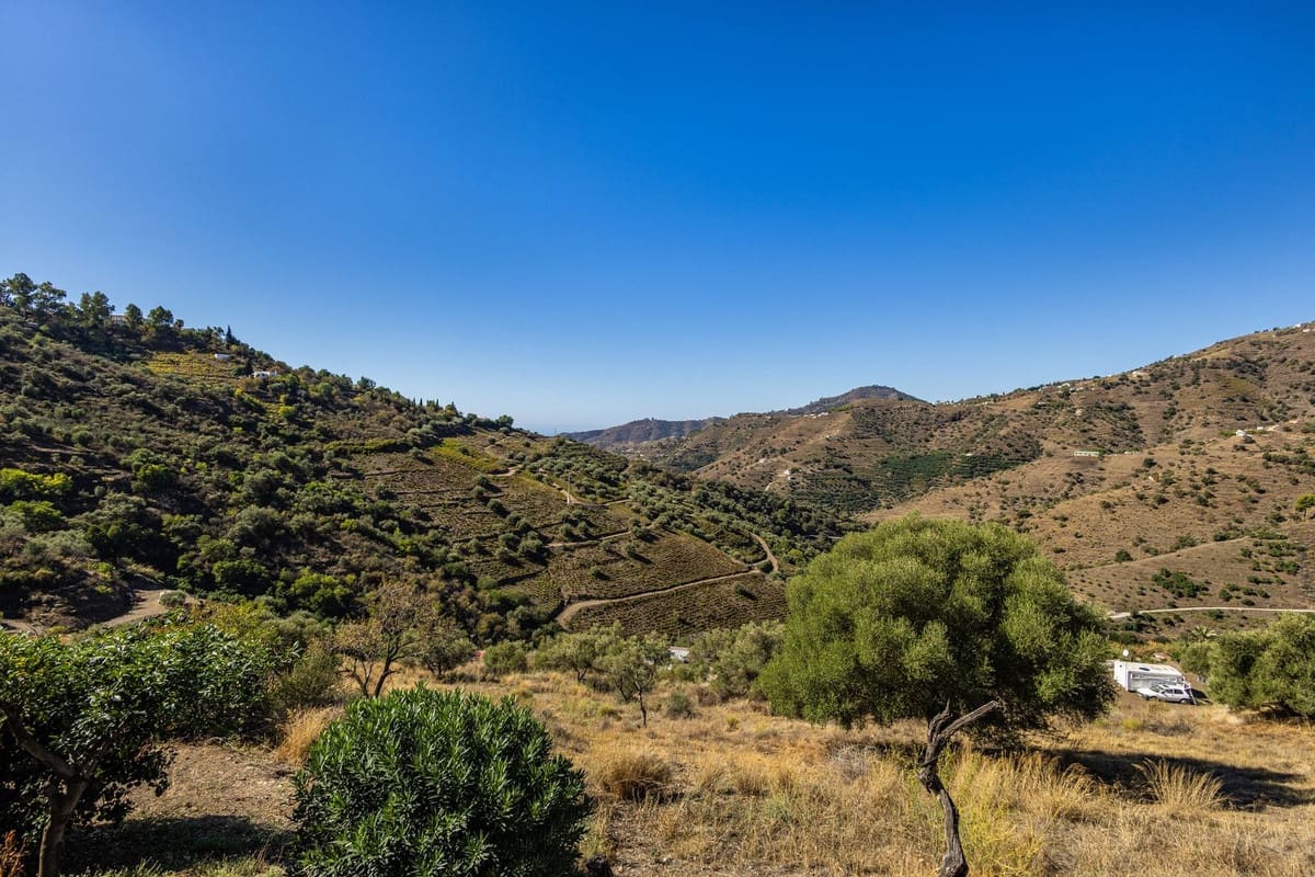 2 bedroom Villa for sale in Competa with pool - € 349,000 (Ref: 10158769)