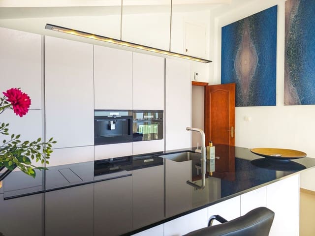 3 sypialnia Willa na sprzedaż w Cómpeta z basenem garażem - 595 000 € (Ref: 10160781)