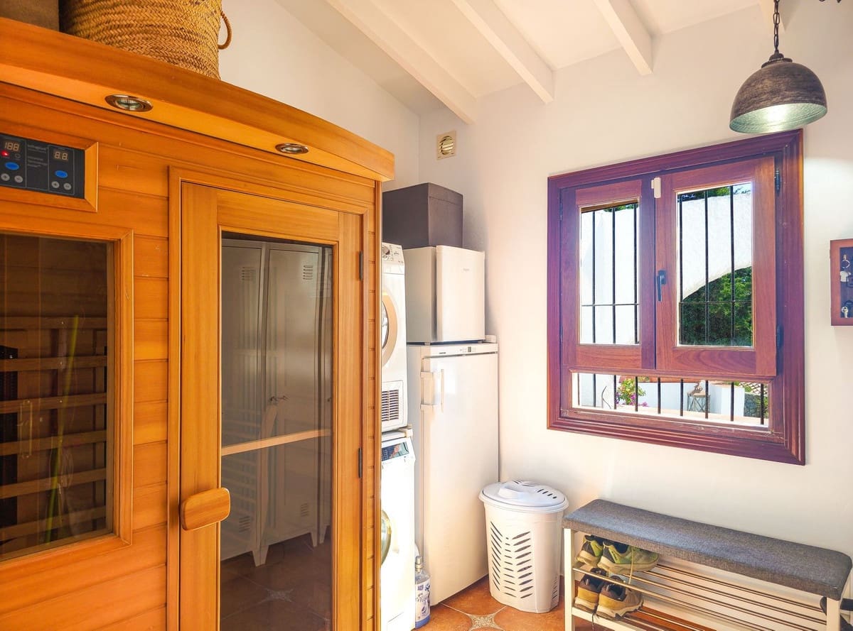 3 sypialnia Willa na sprzedaż w Competa z basenem garażem - 595 000 € (Ref: 10160781)