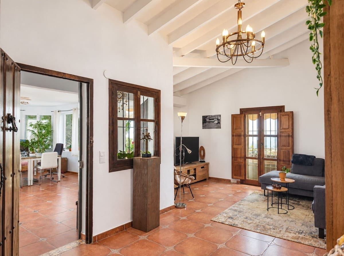 3 sypialnia Willa na sprzedaż w Competa z basenem garażem - 595 000 € (Ref: 10160781)