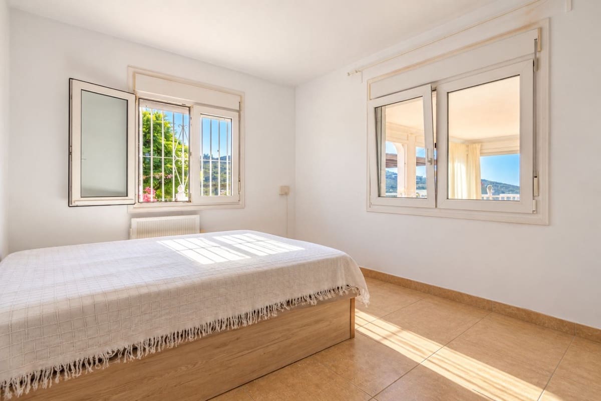 3 sypialnia Willa na sprzedaż w Competa z basenem garażem - 479 000 € (Ref: 10163622)