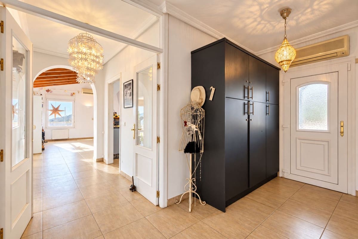 3 sypialnia Willa na sprzedaż w Competa z basenem garażem - 479 000 € (Ref: 10163622)