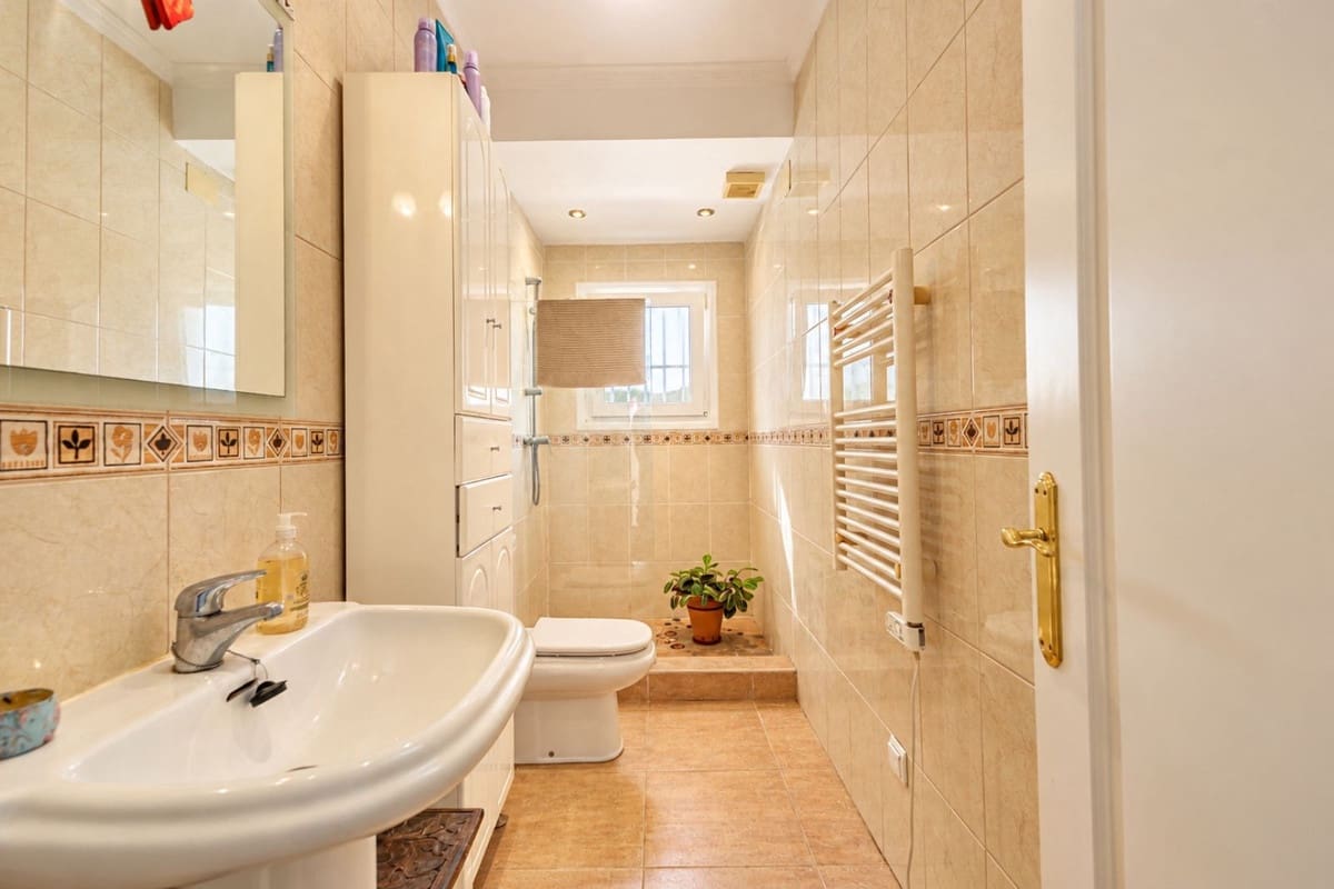 3 sypialnia Willa na sprzedaż w Competa z basenem garażem - 479 000 € (Ref: 10163622)