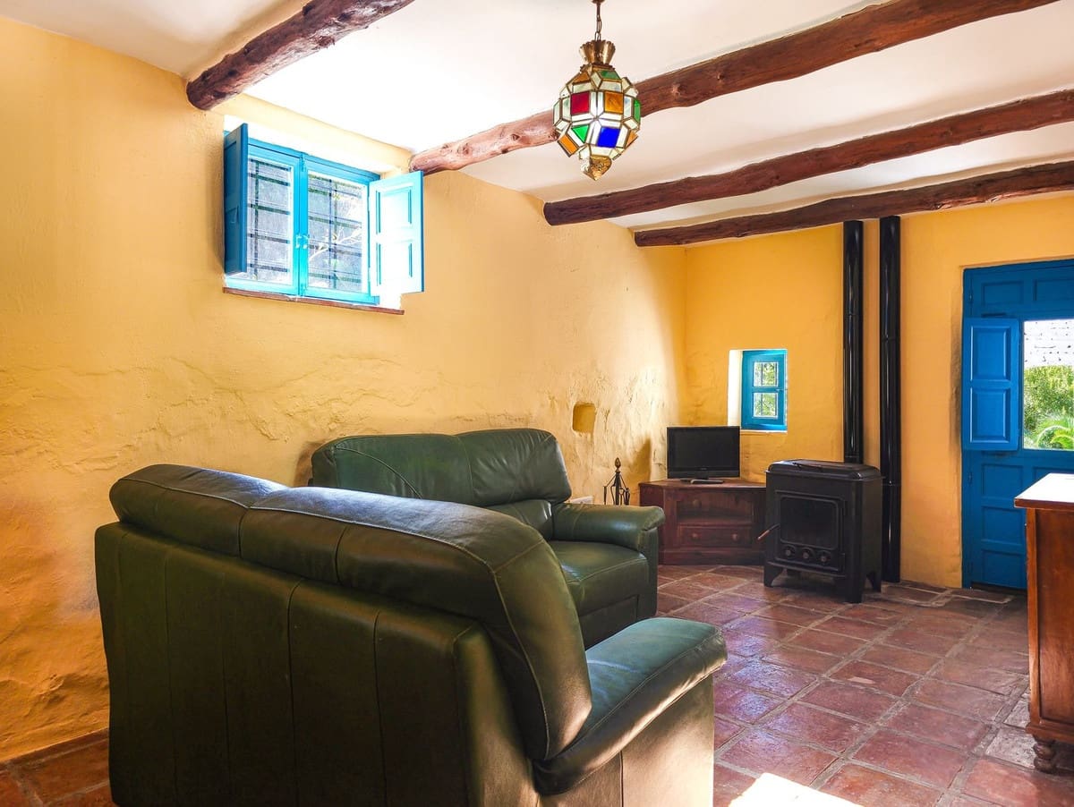 5 bedroom Finca/Country House for sale in Canillas de Albaida with pool garage - € 395,000 (Ref: 10164015)