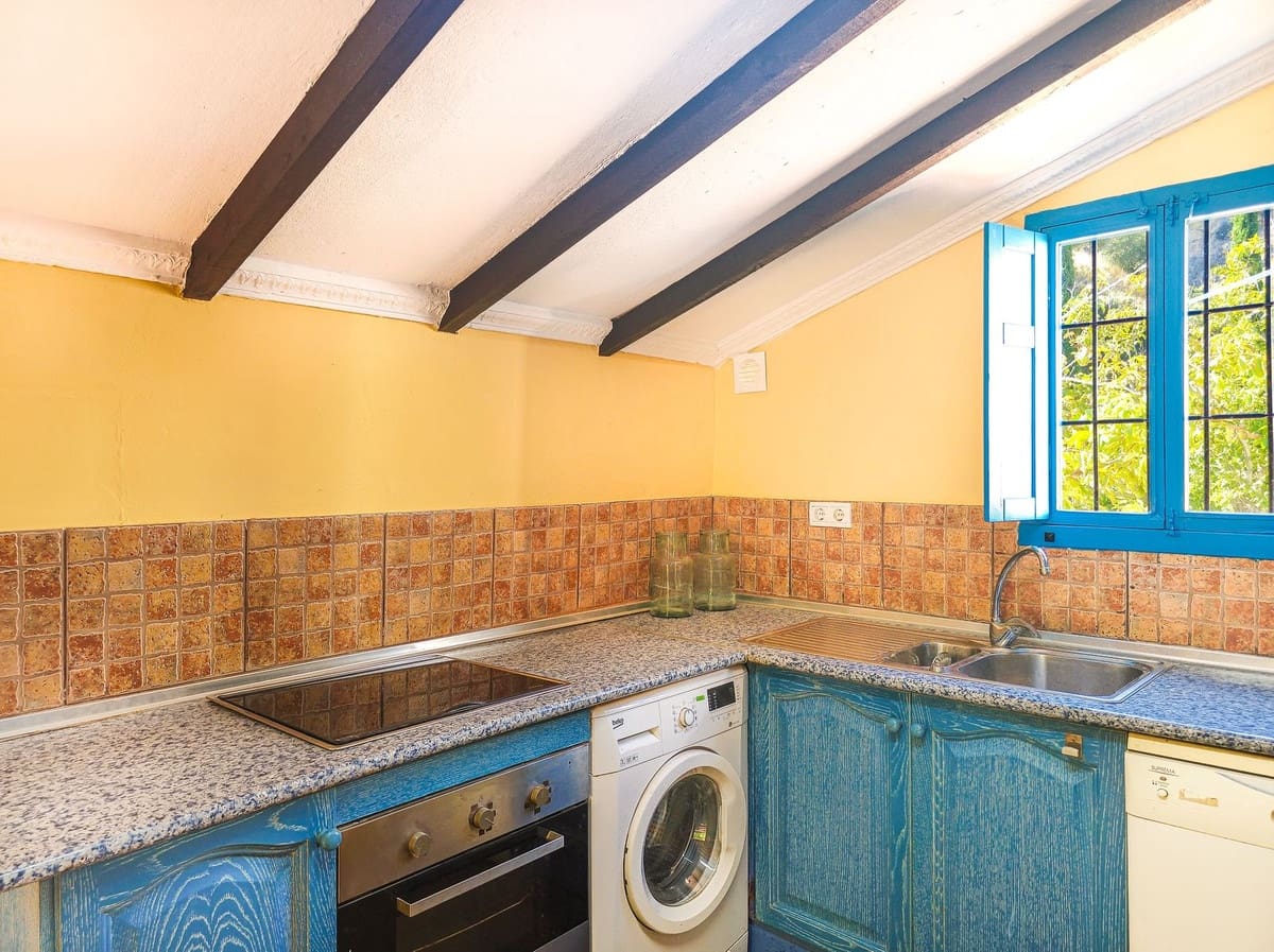 5 bedroom Finca/Country House for sale in Canillas de Albaida with pool garage - € 395,000 (Ref: 10164015)