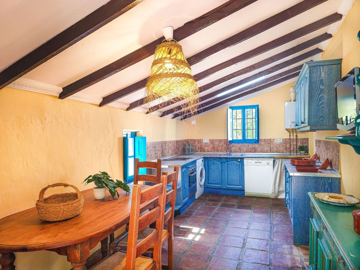 5 bedroom Finca/Country House for sale in Canillas de Albaida with pool garage - € 395,000 (Ref: 10164015)