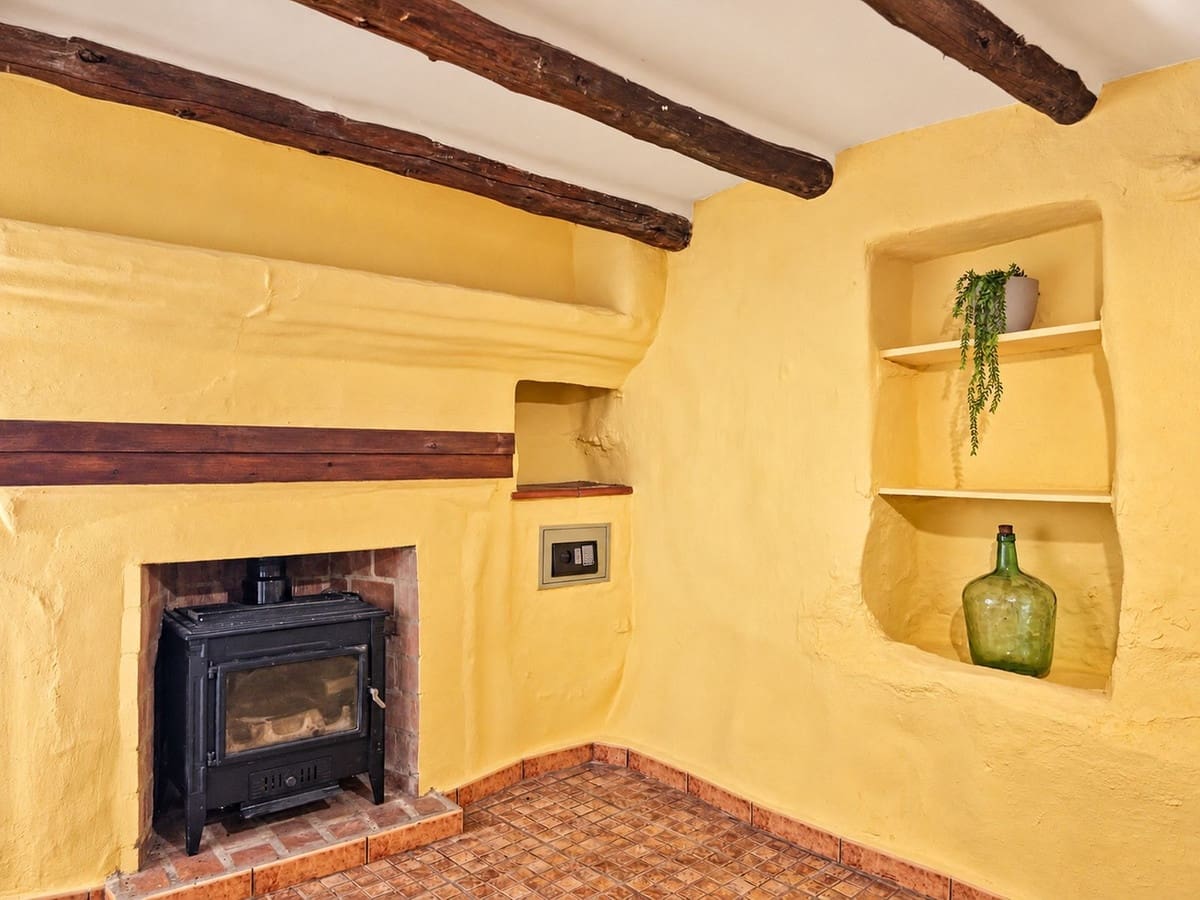 5 bedroom Finca/Country House for sale in Canillas de Albaida with pool garage - € 395,000 (Ref: 10164015)