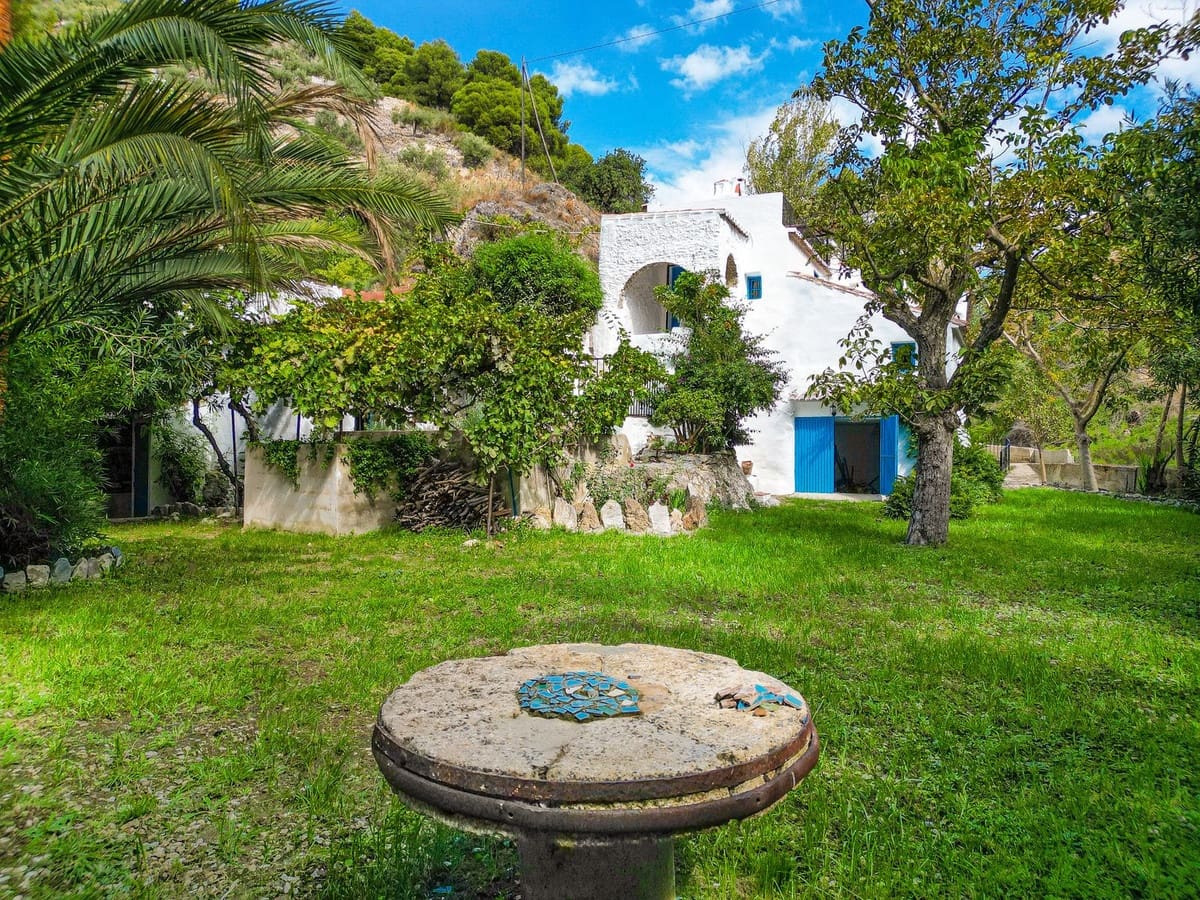 5 bedroom Finca/Country House for sale in Canillas de Albaida with pool garage - € 395,000 (Ref: 10164015)