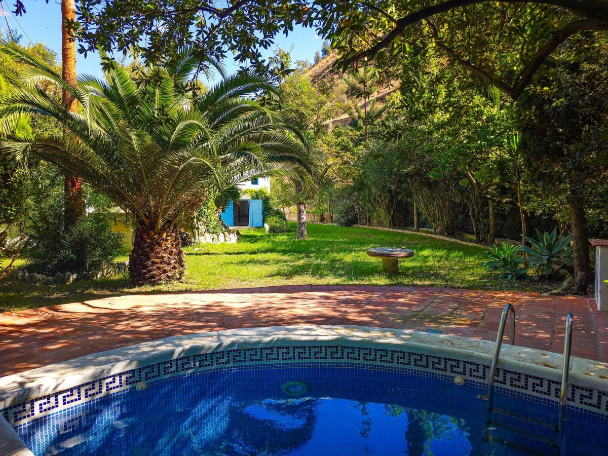 5 bedroom Finca/Country House for sale in Canillas de Albaida with pool garage - € 395,000 (Ref: 10164015)