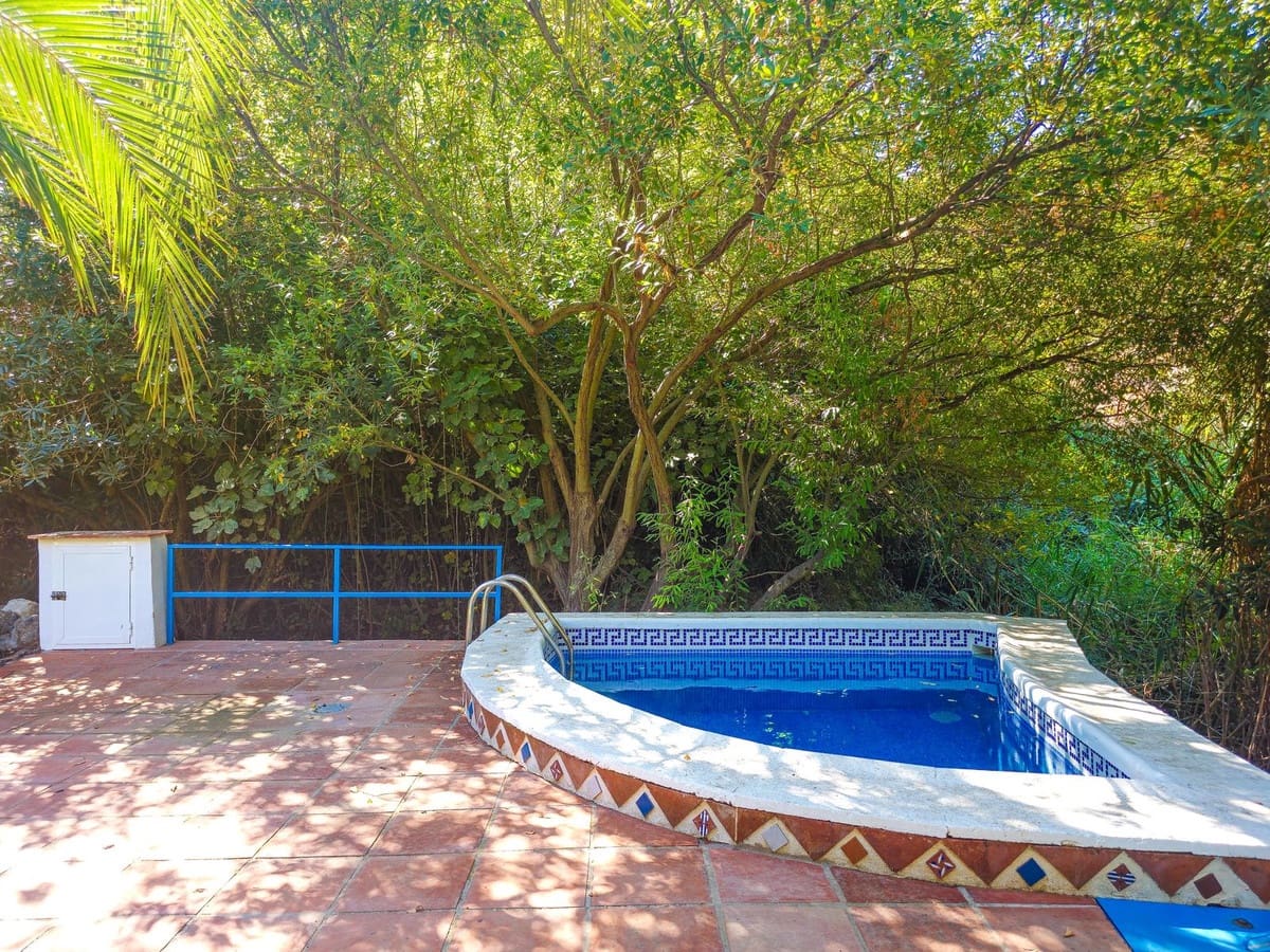 5 bedroom Finca/Country House for sale in Canillas de Albaida with pool garage - € 395,000 (Ref: 10164015)