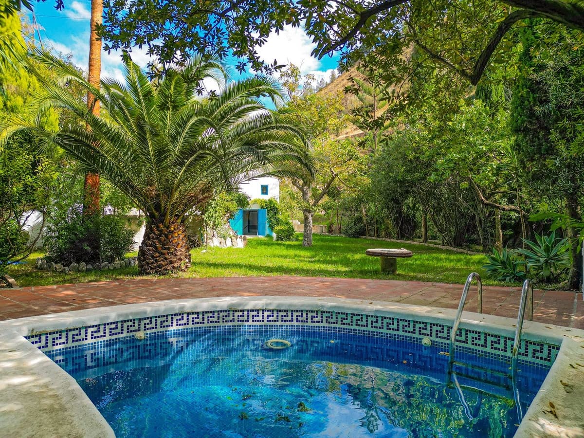5 bedroom Finca/Country House for sale in Canillas de Albaida with pool garage - € 395,000 (Ref: 10164015)