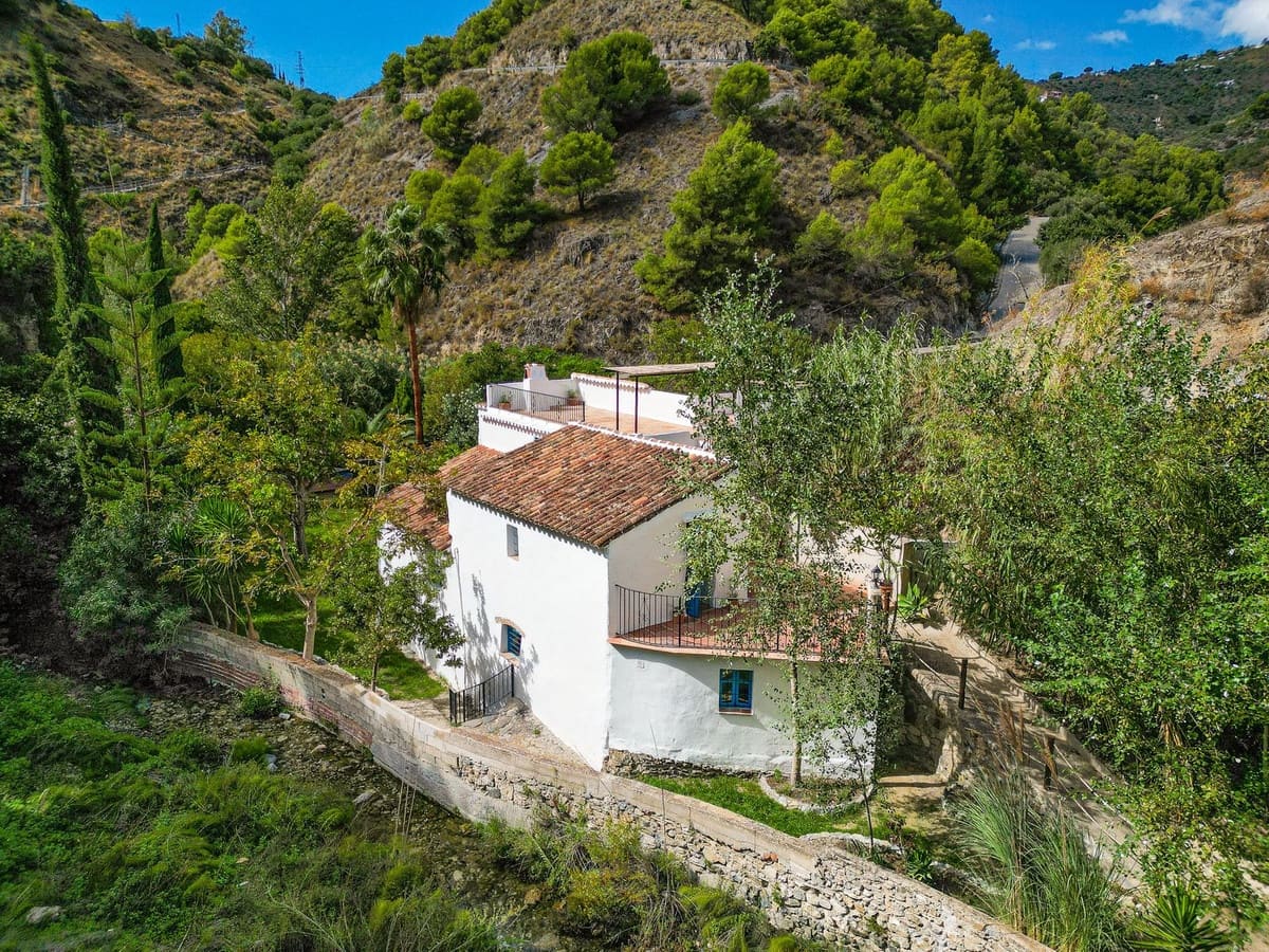 5 bedroom Finca/Country House for sale in Canillas de Albaida with pool garage - € 395,000 (Ref: 10164015)