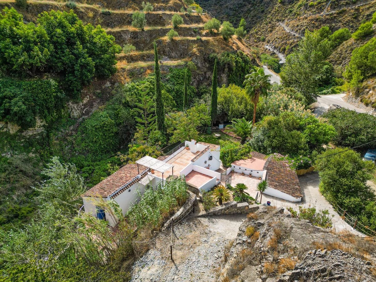 5 bedroom Finca/Country House for sale in Canillas de Albaida with pool garage - € 395,000 (Ref: 10164015)