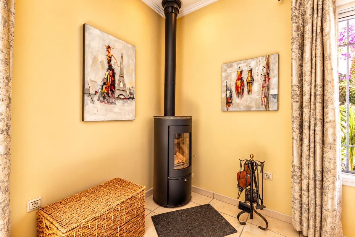 3 Zimmer Villa zu verkaufen in Competa mit Pool Garage - 849.000 € (Ref: 10172285)