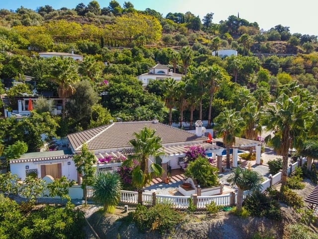 3 soveværelse Villa til salg i Cómpeta med swimmingpool garage - € 849.000 (Ref: 10172285)