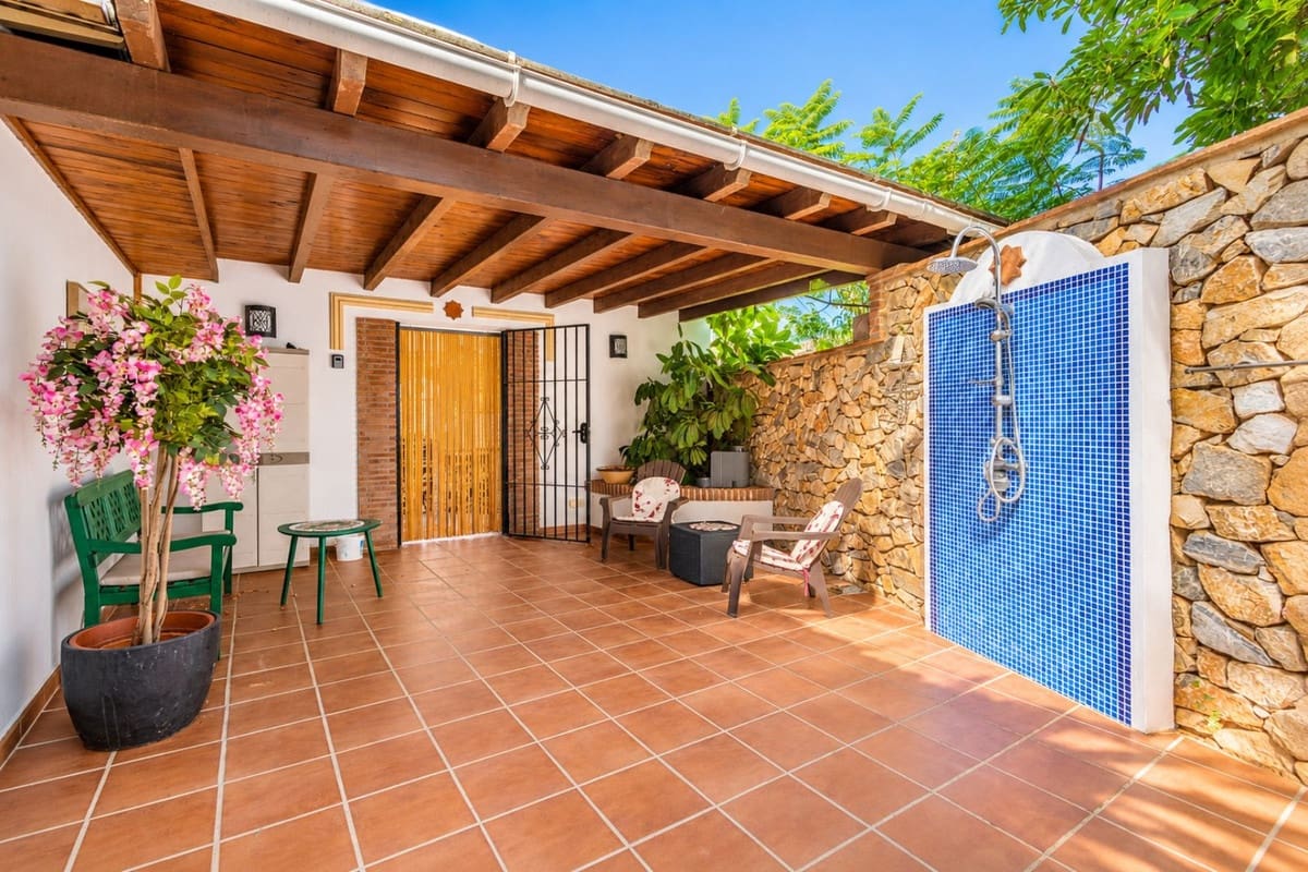 3 Zimmer Villa zu verkaufen in Competa mit Pool Garage - 849.000 € (Ref: 10172285)