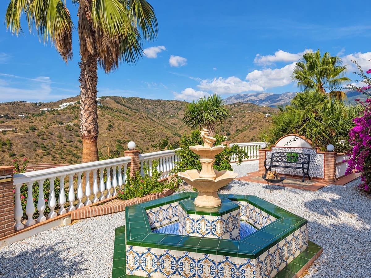 3 Zimmer Villa zu verkaufen in Competa mit Pool Garage - 849.000 € (Ref: 10172285)