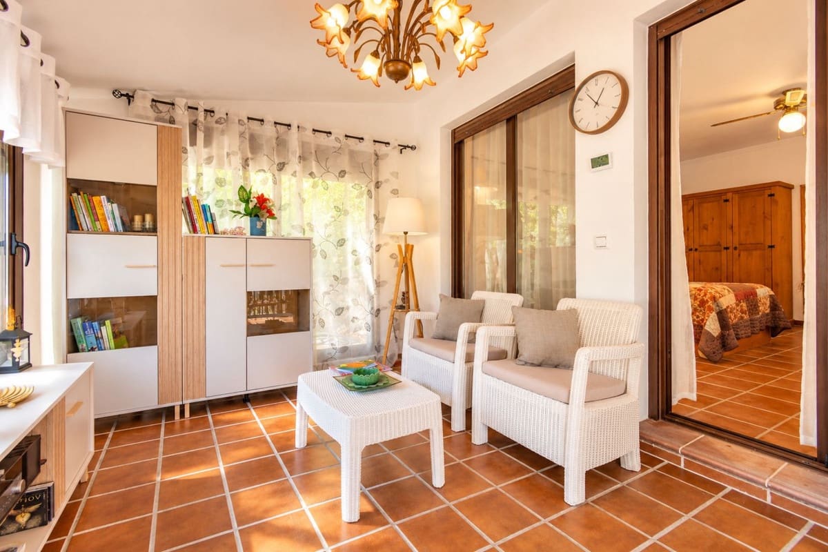 7 sypialnia Willa na sprzedaż w Competa z basenem garażem - 1 399 000 € (Ref: 10172286)