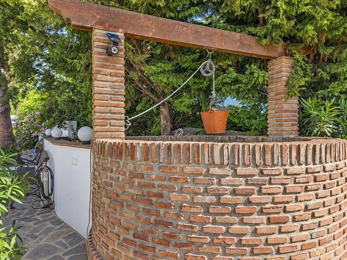 7 sypialnia Willa na sprzedaż w Competa z basenem garażem - 1 399 000 € (Ref: 10172286)