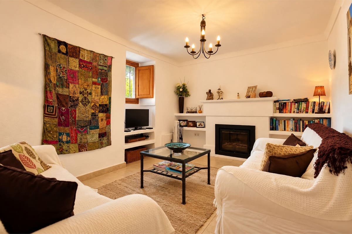 5 slaapkamer Villa te koop in Iznajar met zwembad garage - € 375.000 (Ref: 10175468)