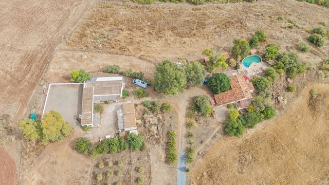6 chambre Finca/Maison de Campagne à vendre à Alora avec piscine garage - 440 000 € (Ref: 10175469)