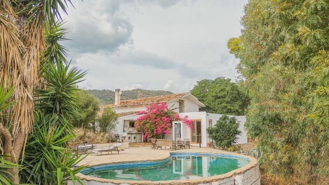 6 chambre Finca/Maison de Campagne à vendre à Alora avec piscine garage - 440 000 € (Ref: 10175469)