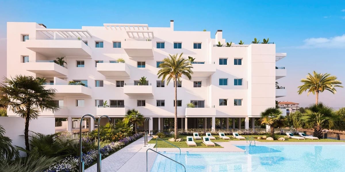 3 bedroom Apartment for sale in Algarrobo Costa with pool garage - € 350,000 (Ref: 10175748)