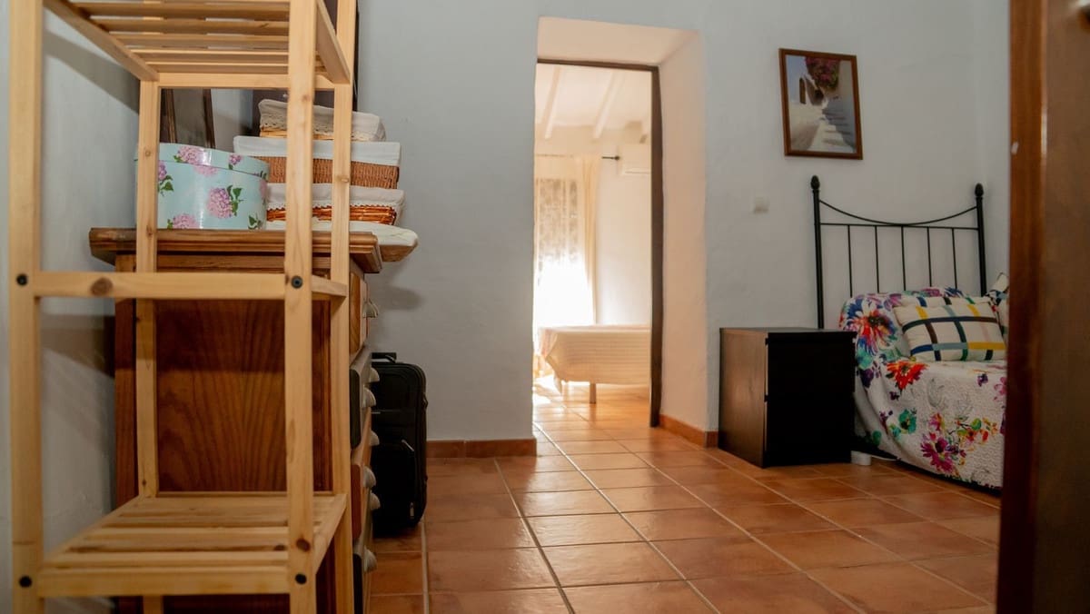 Casa de 3 habitaciones en Alora en venta - 190.000 € (Ref: 10177481)