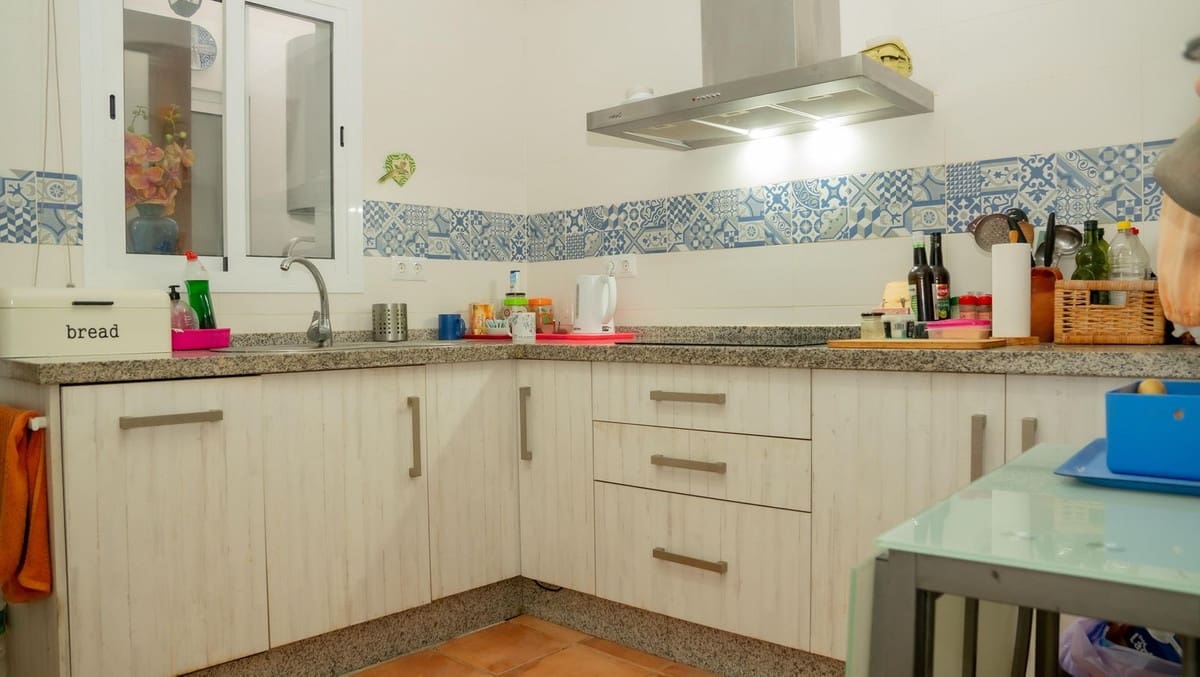 Casa de 3 habitaciones en Alora en venta - 190.000 € (Ref: 10177481)