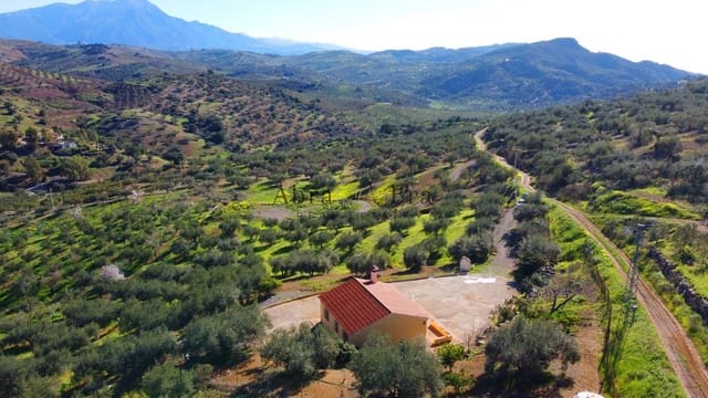 2 soveværelse Villa til salg i Riogordo med garage - € 249.500 (Ref: 8410129)