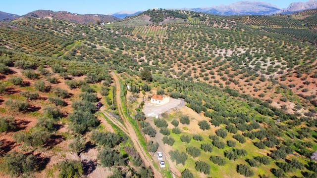 2 soveværelse Villa til salg i Riogordo med garage - € 249.500 (Ref: 8410129)