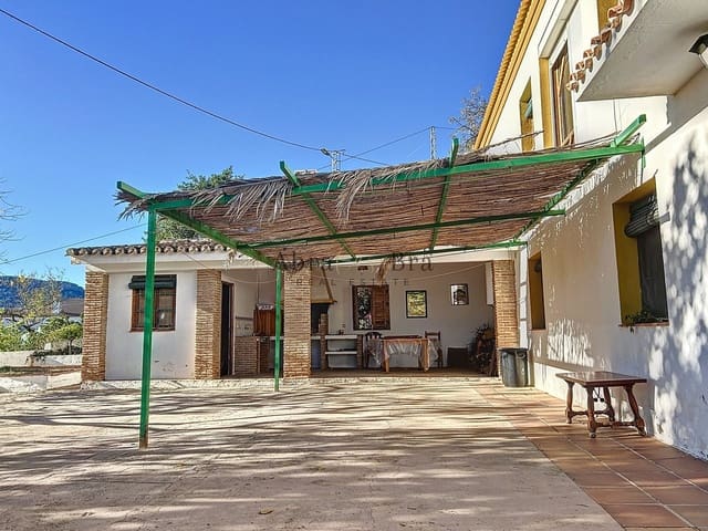 4 quarto Moradia Geminada para venda em Comares com garagem - 250 000 € (Ref: 8410136)