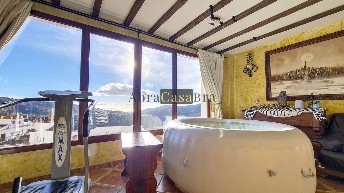 4 Zimmer Haus zu verkaufen in Competa mit Pool Garage - 470.000 € (Ref: 8410142)