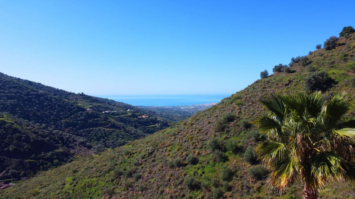 3 sovrum Villa till salu i Arenas med pool garage - 439 000 € (Ref: 8410144)